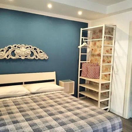 Πανσιόν Chez Nous Λα Σπέτσια